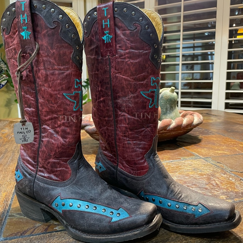 Tin Haul Ladies “ARROWPOINT” Cowboy boots